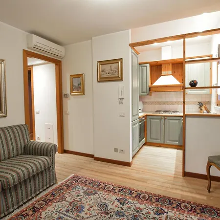 Stunning In With Swimming Pool Holiday home *
