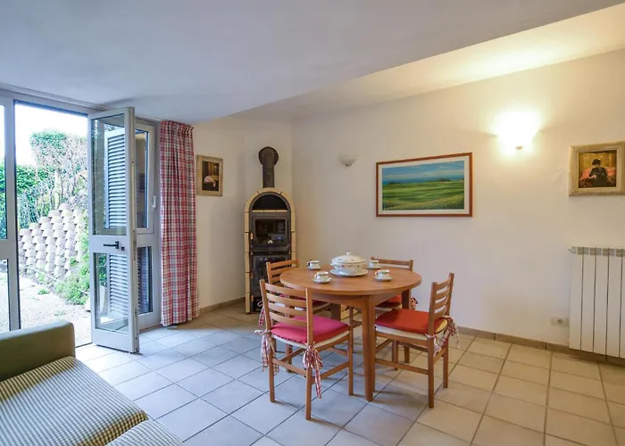 Holiday home Gorgeous In With Swimming Pool *